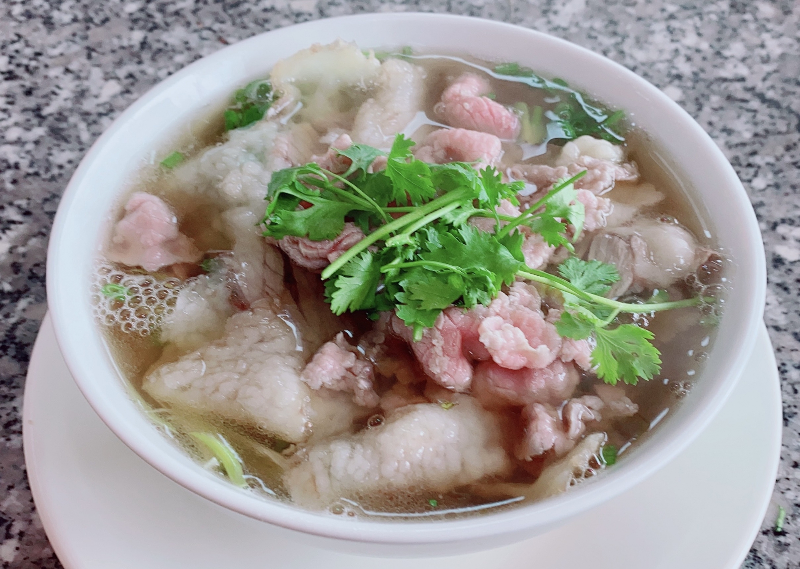 Phở tái gầu